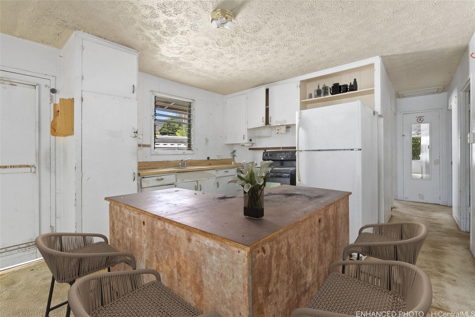 84-856  Lahaina Street Makaha, Leeward home - photo 6 of 16