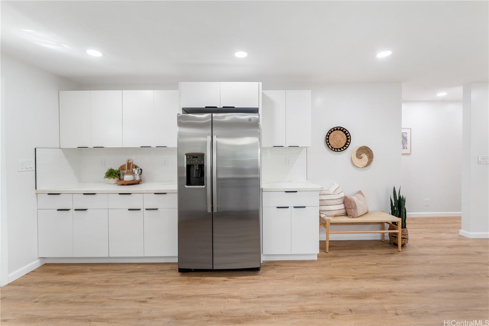 84-859  Hana Street Makaha, Leeward home - photo 3 of 24