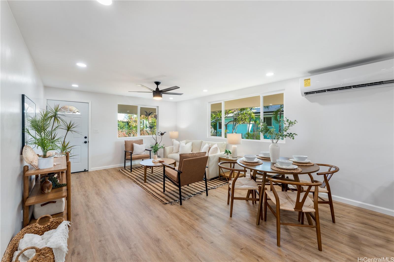 84-859  Hana Street Makaha, Leeward home - photo 7 of 24