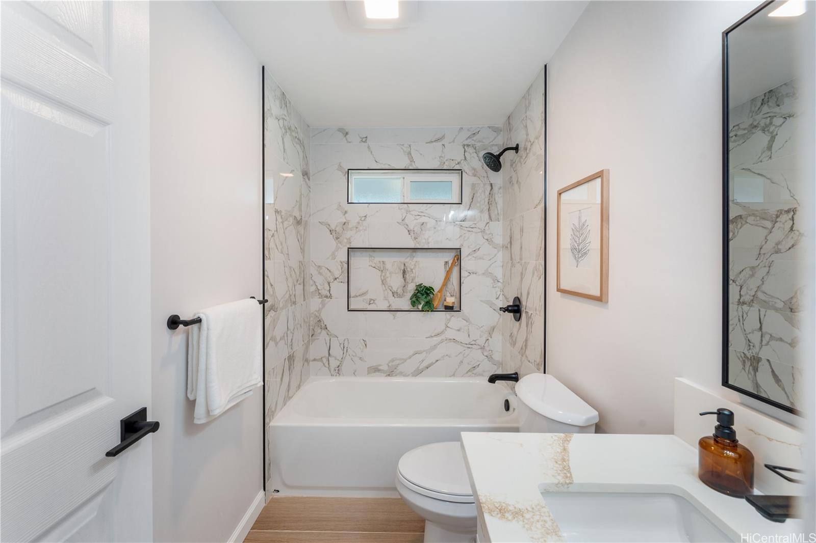 84-859  Hana Street Makaha, Leeward home - photo 10 of 24