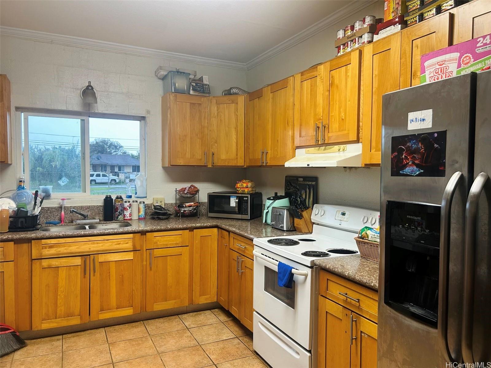 84-873  Hanalei Street Makaha, Leeward home - photo 11 of 25