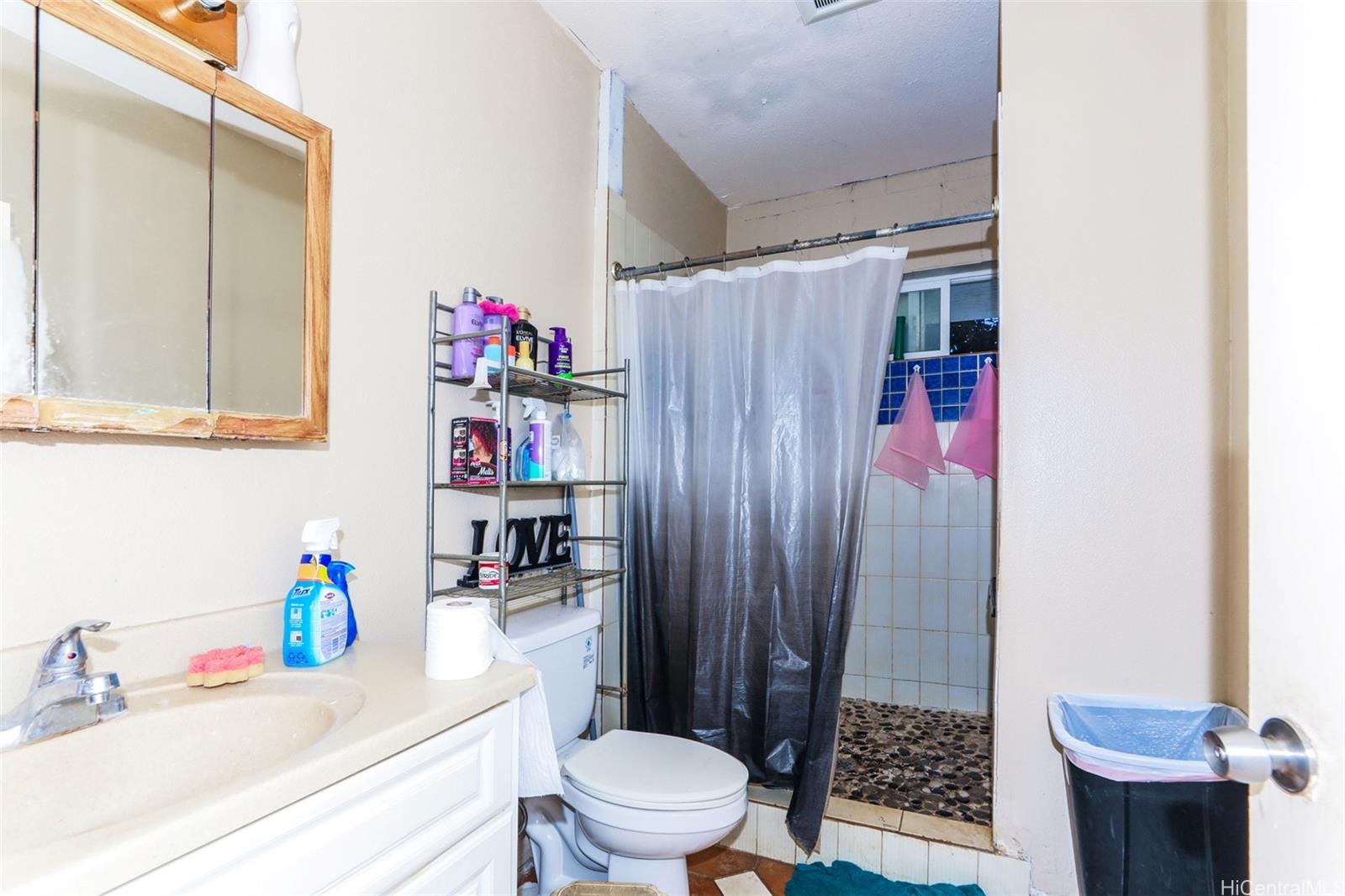 84-873  Hanalei Street Makaha, Leeward home - photo 21 of 25