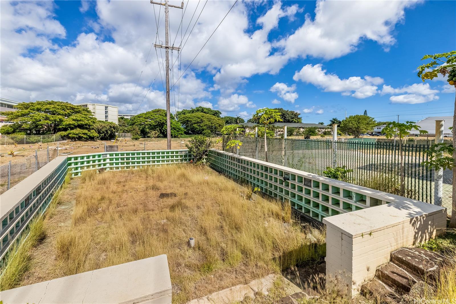 849 4th Street Pearl City Oahu commercial real estate photo11 of 19