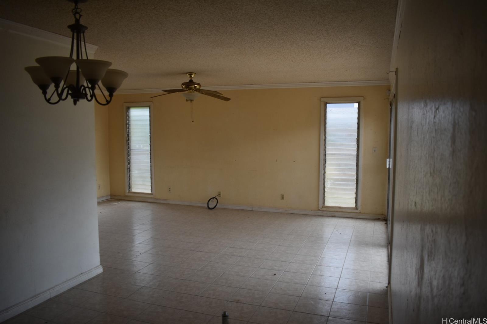 84-908  Hana Street Makaha, Leeward home - photo 17 of 19