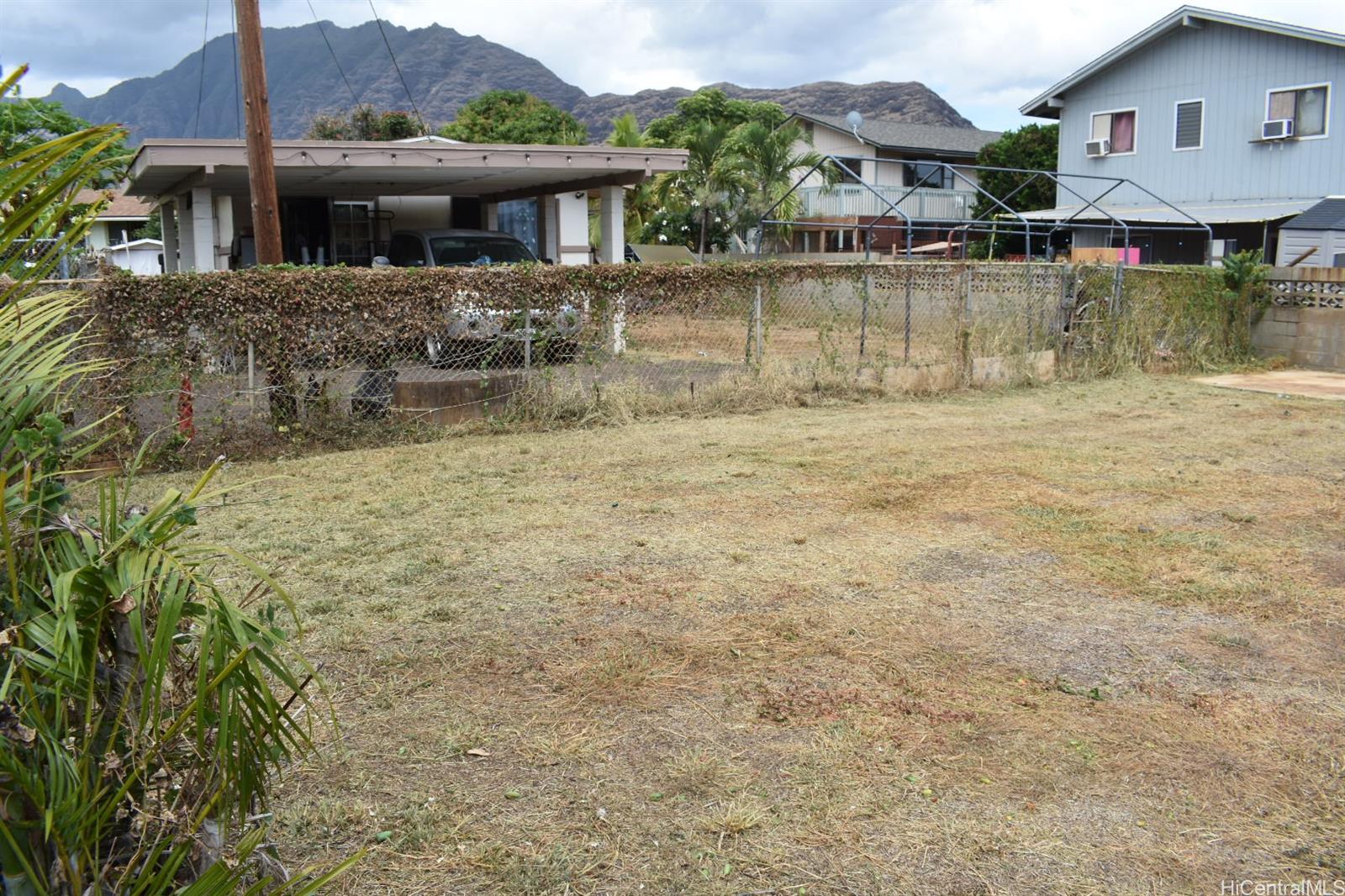 84-908  Hana Street Makaha, Leeward home - photo 5 of 19