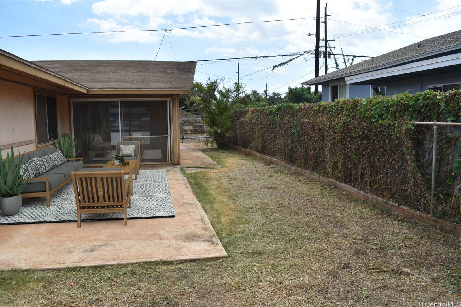 84-908  Hana Street Makaha, Leeward home - photo 7 of 19