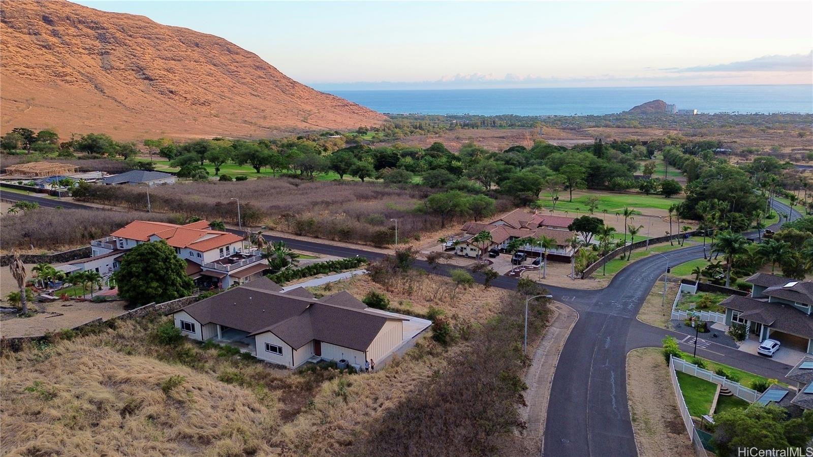 84-920  Moaelehua Street Maunaolu Estates, Leeward home - photo 4 of 15