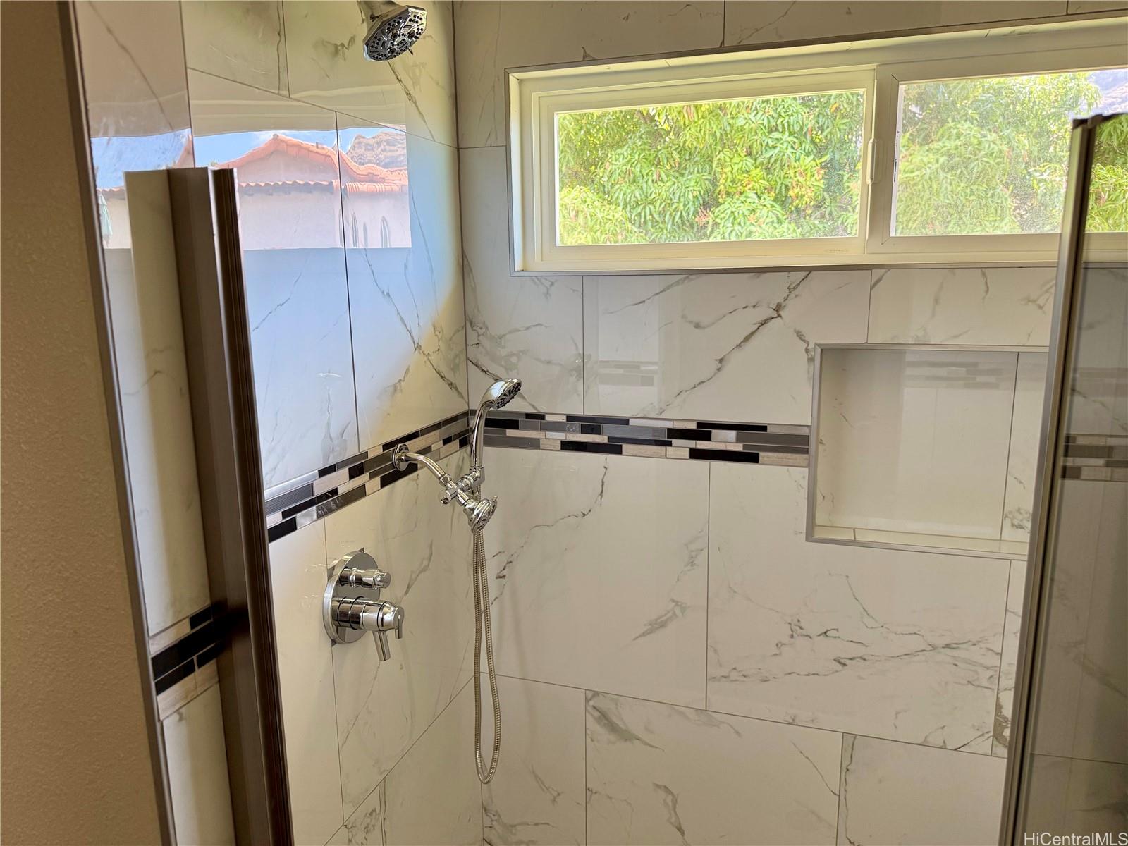 84-920  Moaelehua Street Maunaolu Estates, Leeward home - photo 9 of 15