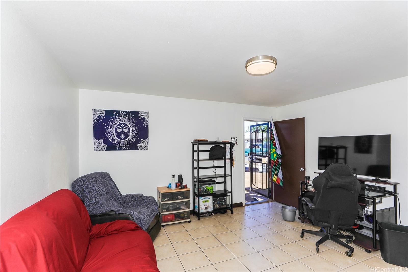 84-924  Hana St Makaha, Leeward home - photo 17 of 24