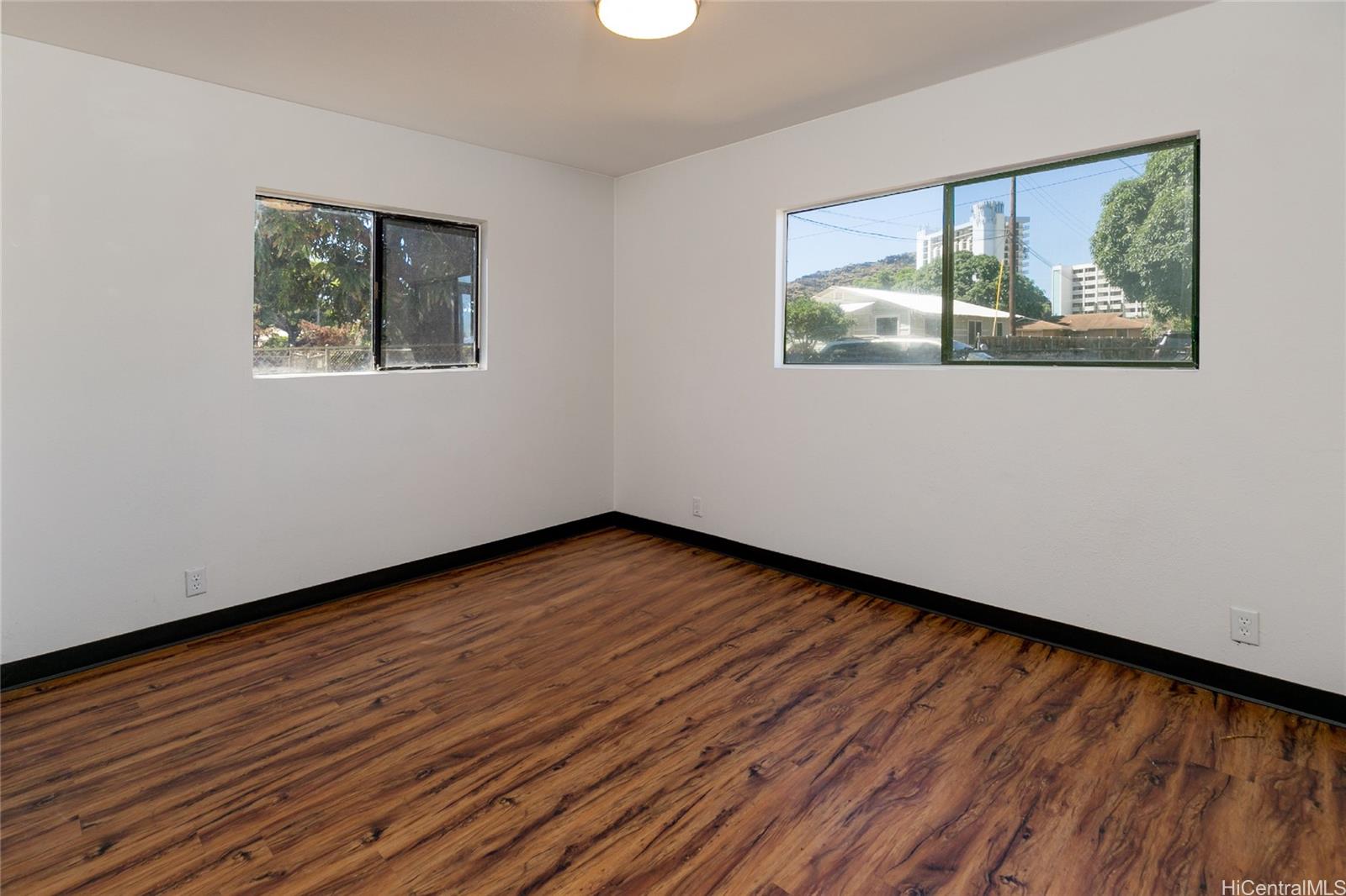 84-924  Hana St Makaha, Leeward home - photo 21 of 24