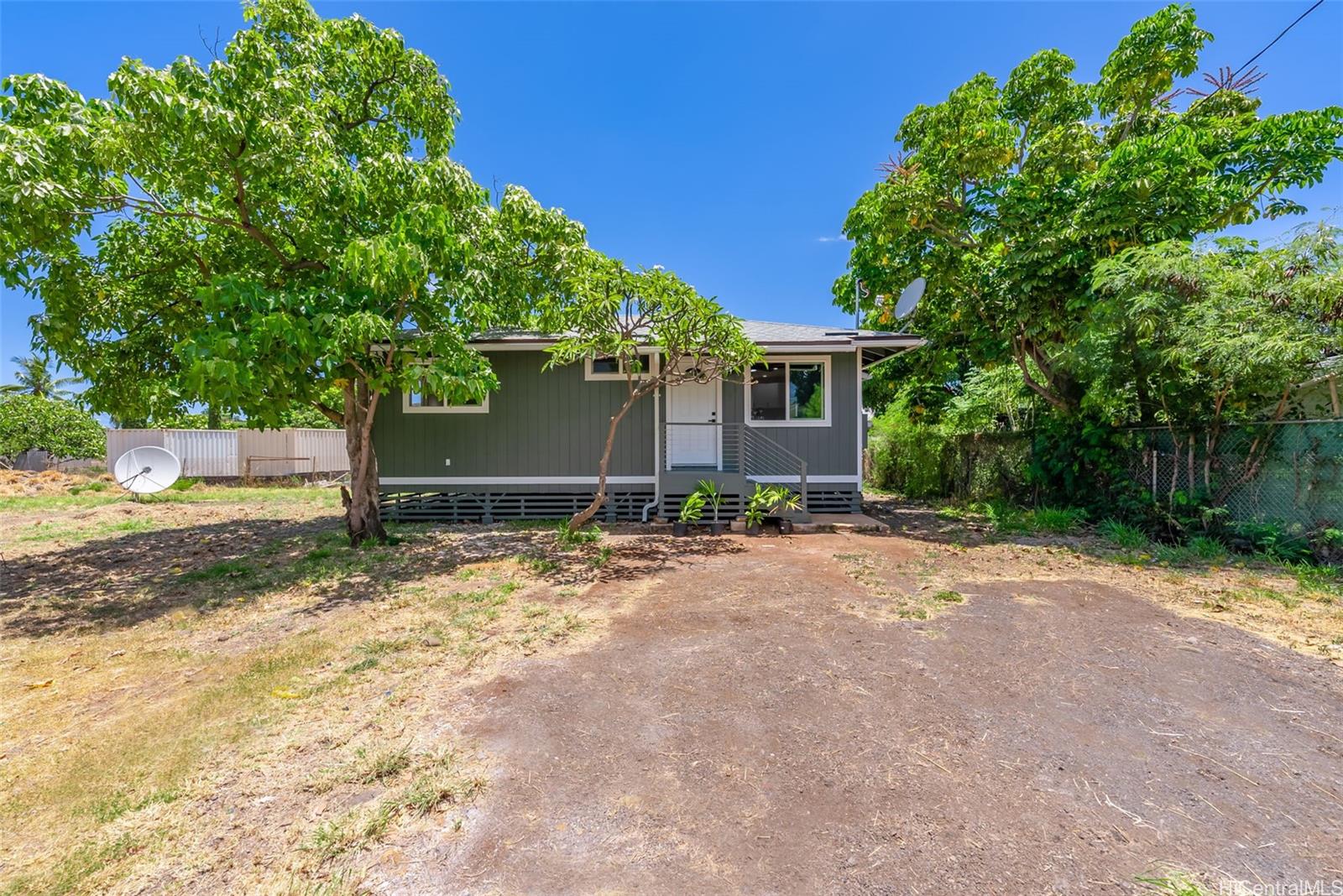 84-927  Lahaina Street Makaha, Leeward home - photo 8 of 25