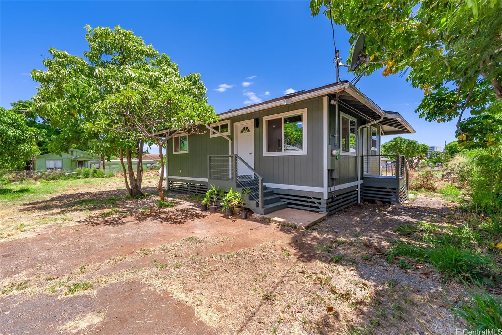 84-927  Lahaina Street Makaha, Leeward home - photo 4 of 25