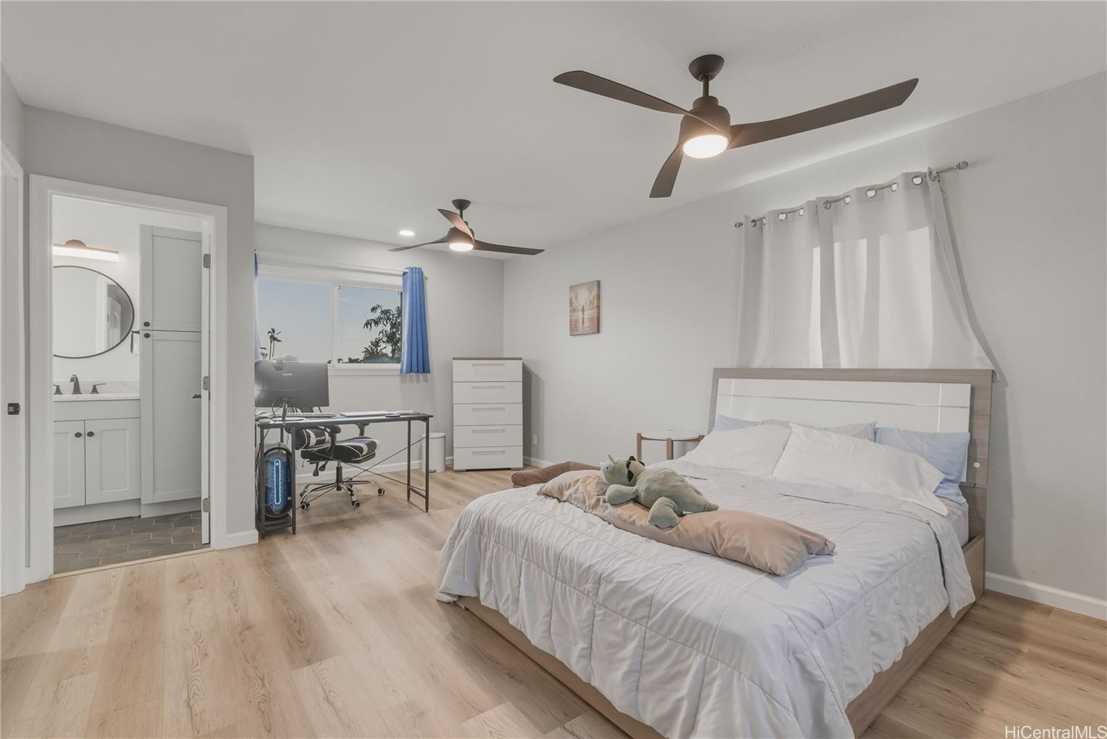 84-929  Hana Street Makaha, Leeward home - photo 11 of 22