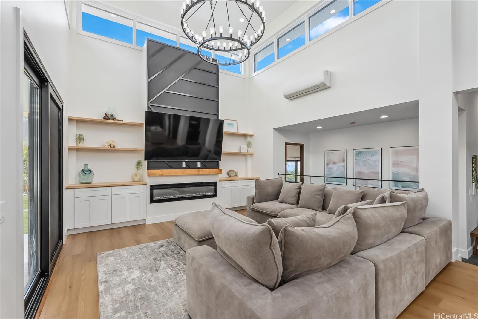 84-945  Alahele Street Maunaolu Estates, Leeward home - photo 3 of 25