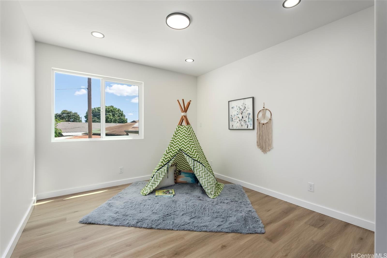 84-949  Hana Street Makaha, Leeward home - photo 12 of 24