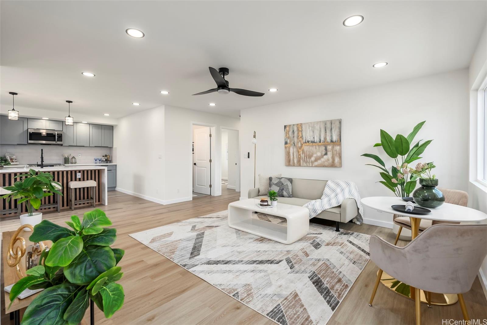 84-949  Hana Street Makaha, Leeward home - photo 7 of 24