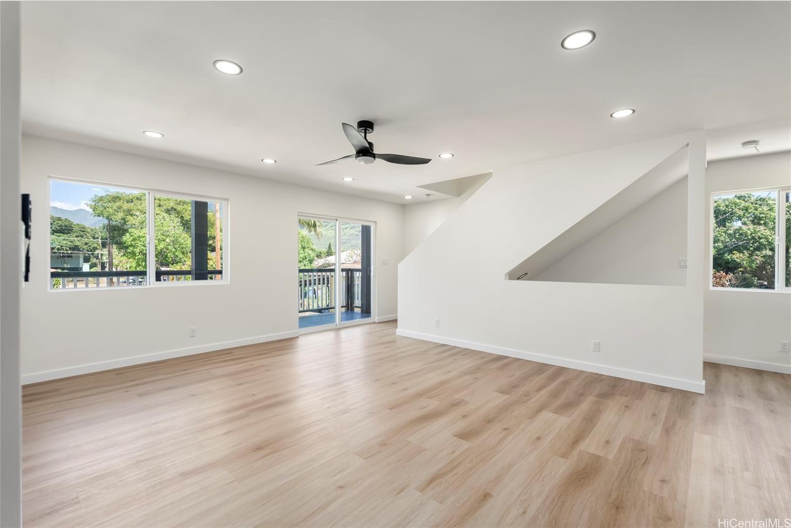 84-949A  Hana Street Makaha, Leeward home - photo 6 of 24