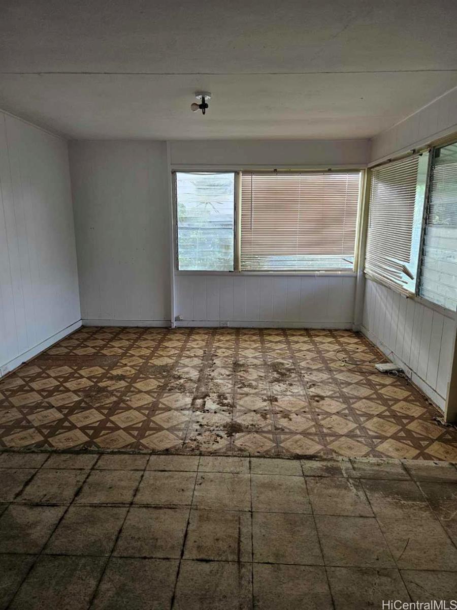 84-960 Lahaina St Waianae - Multi-family - photo 4 of 16