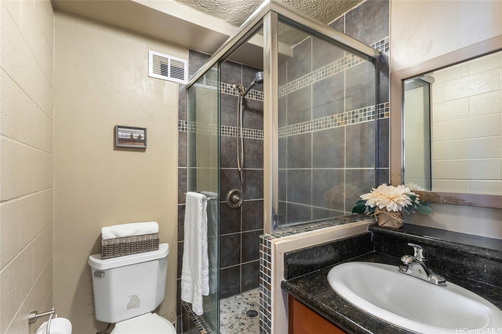 Makaha Beach Cabanas condo # B216, Waianae, Hawaii - photo 9 of 17