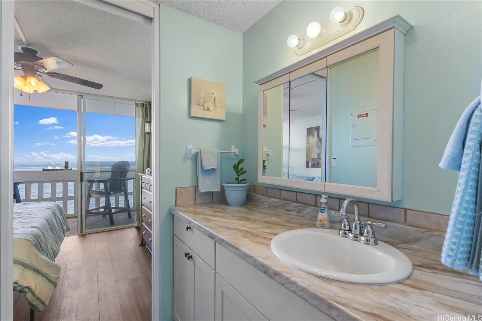 Makaha Beach Cabanas condo # B915, Waianae, Hawaii - photo 6 of 20