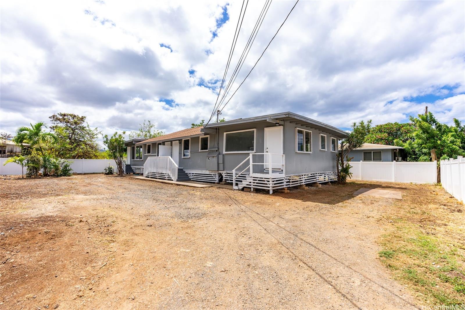 84-983  Hana St Makaha, Leeward home - photo 19 of 21