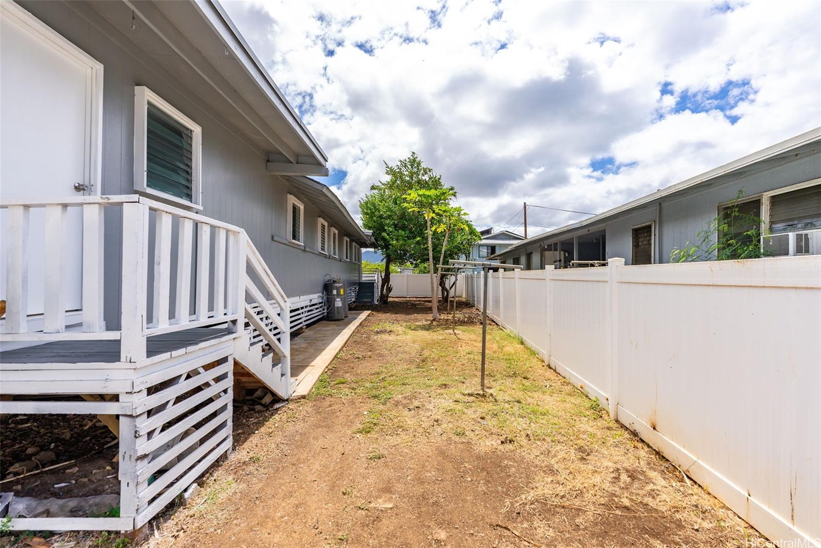 84-983  Hana St Makaha, Leeward home - photo 20 of 21