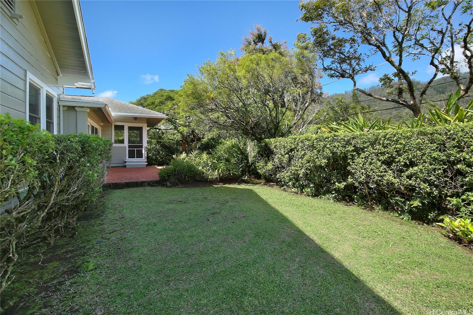 85 Dowsett Ave Honolulu - Rental - photo 15 of 24