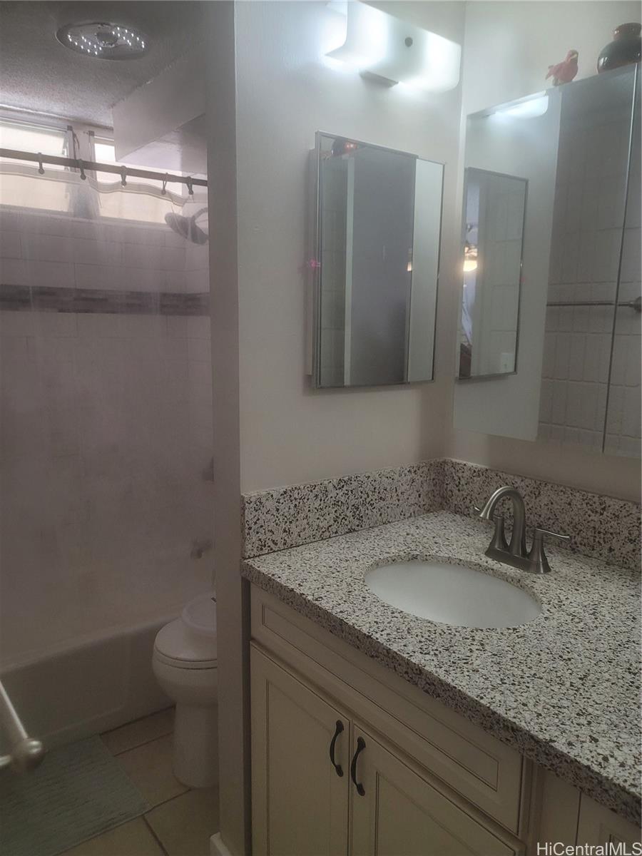 Pokai Bay Marina condo # 201, Waianae, Hawaii - photo 6 of 7