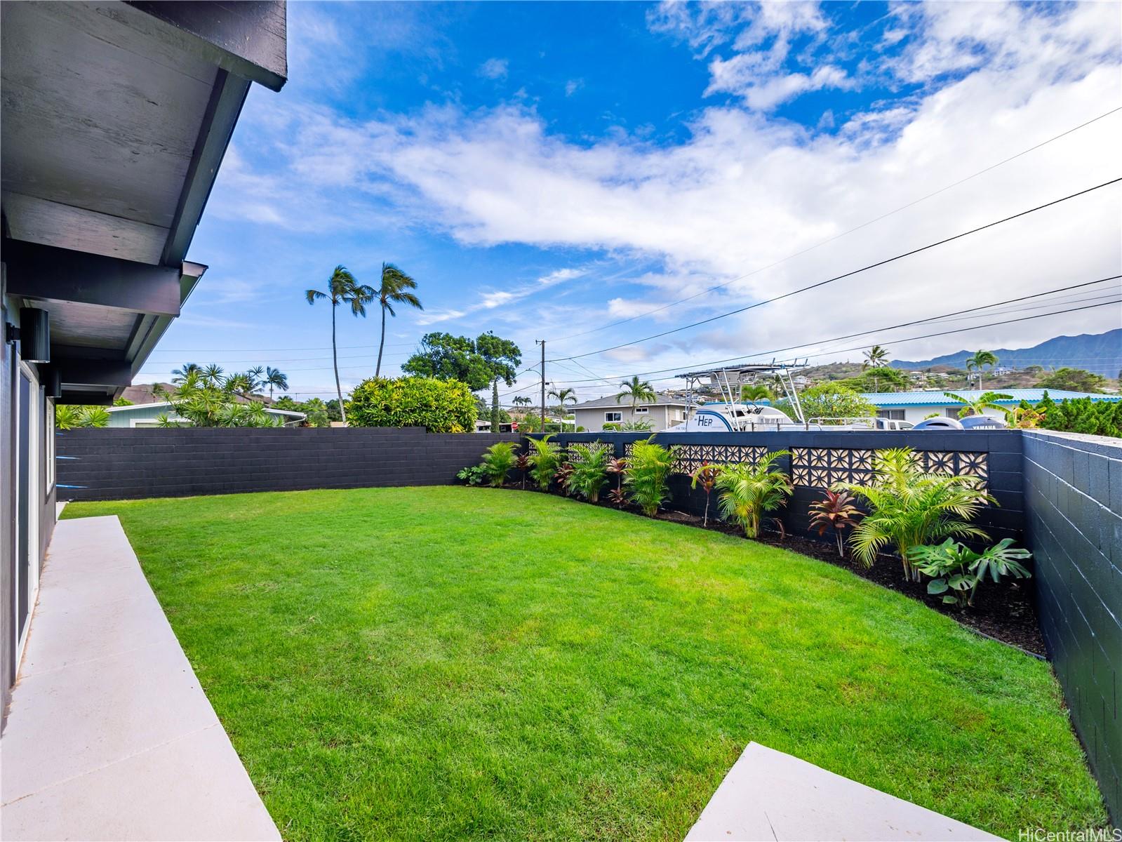 851  Halula Place Enchanted Lake, Kailua home - photo 21 of 25