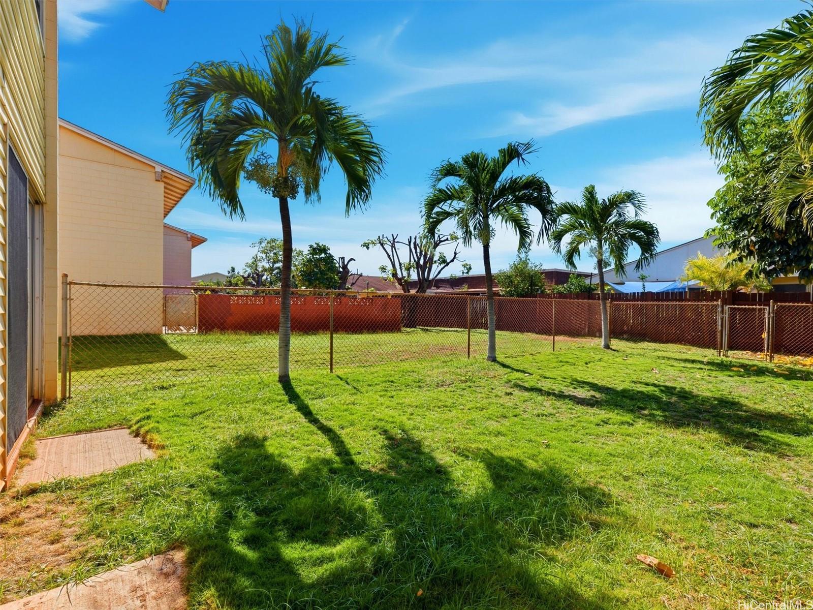 85-145 Ala Akau Street townhouse # F, Waianae, Hawaii - photo 15 of 18