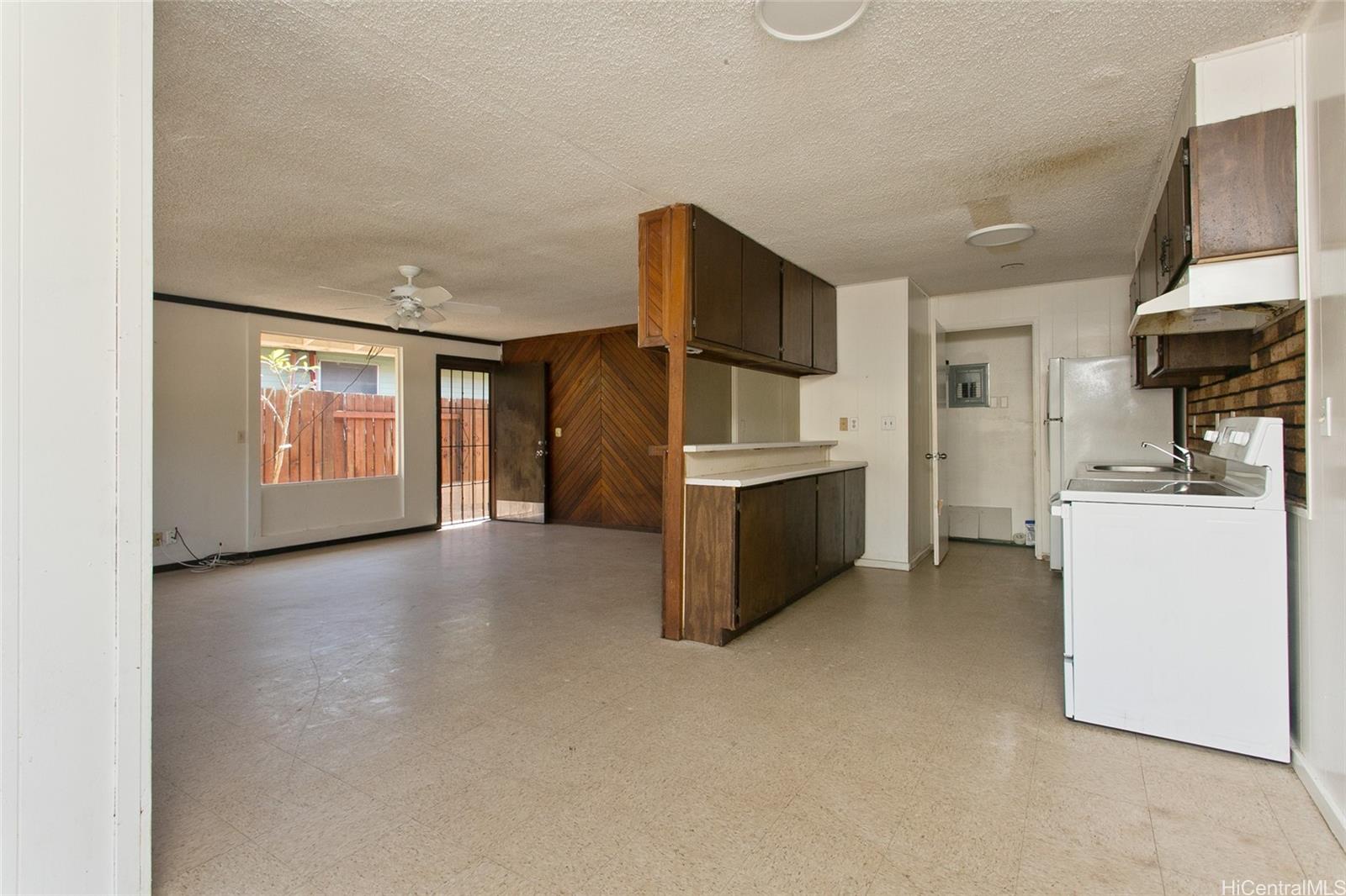 Ulu Wehi condo # E, Waianae, Hawaii - photo 11 of 19