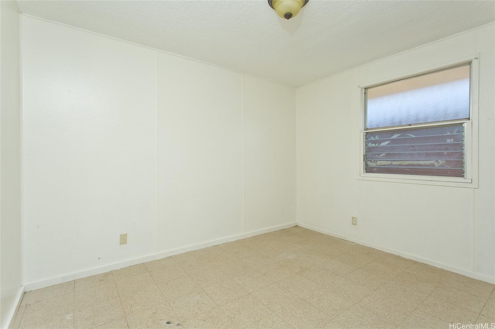 Ulu Wehi condo # E, Waianae, Hawaii - photo 16 of 19