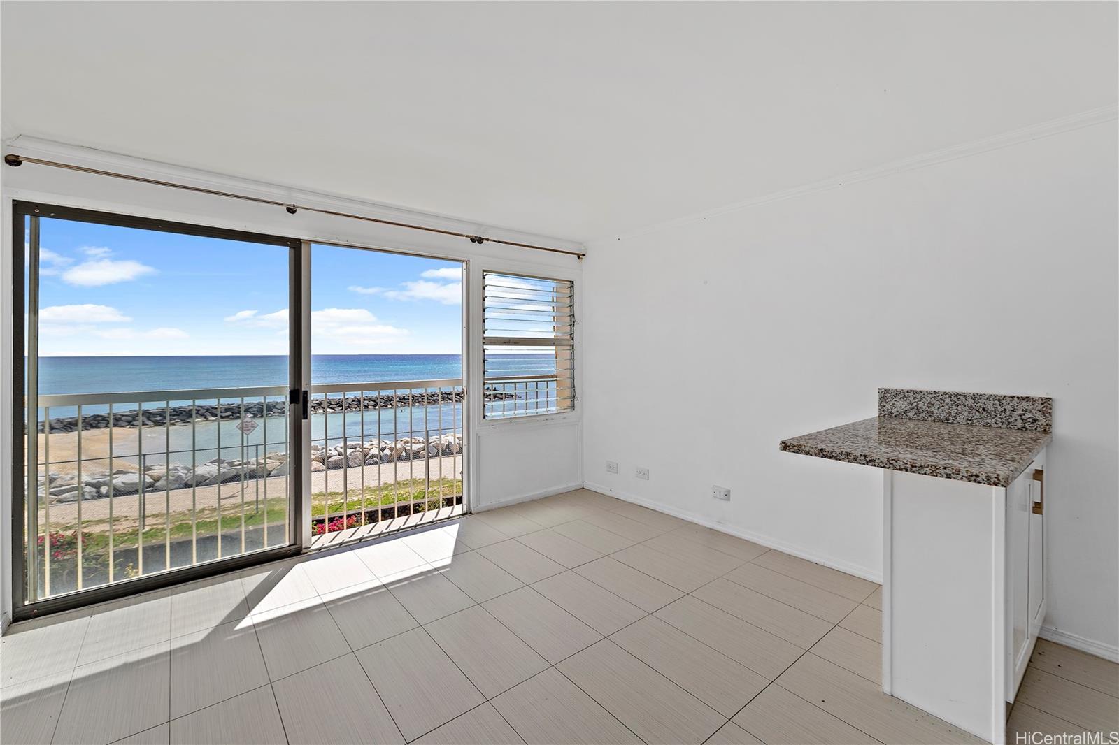 Makaha Surfside A340, 85175 Farrington Hwy, Waianae Waianae condo