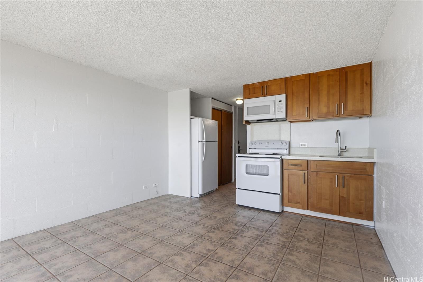 Makaha Surfside condo # A404, Waianae, Hawaii - photo 13 of 24