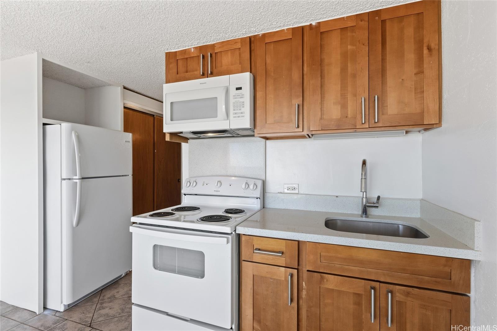 Makaha Surfside condo # A404, Waianae, Hawaii - photo 14 of 24