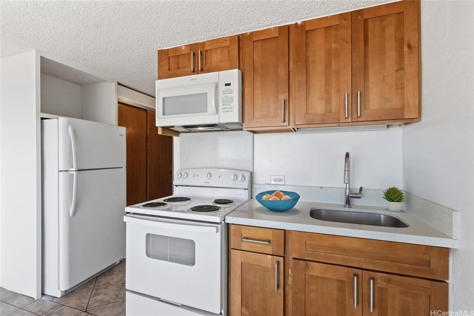 Makaha Surfside condo # A404, Waianae, Hawaii - photo 10 of 24