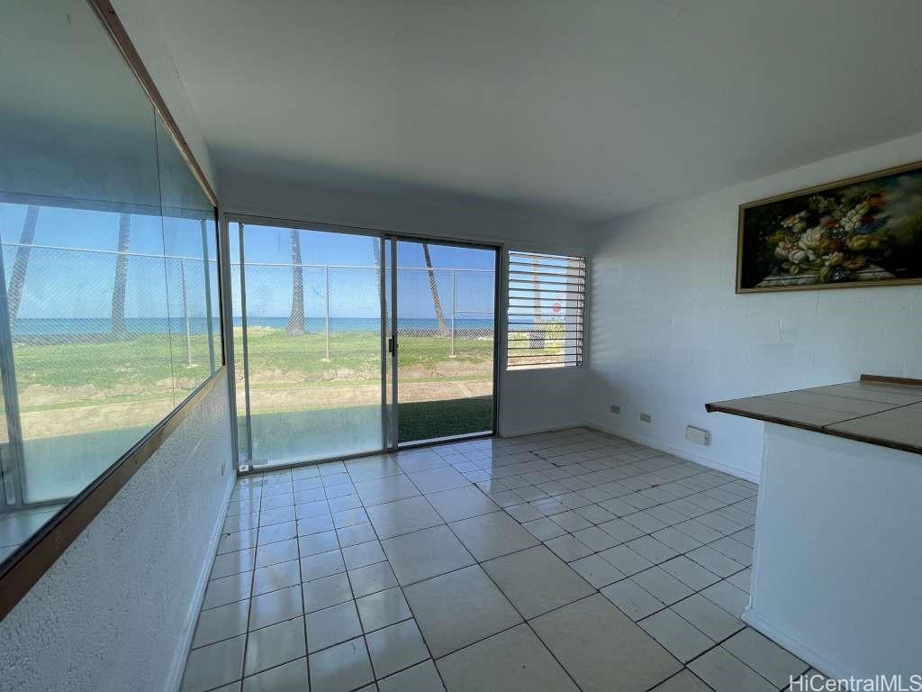 85-175 Farrington Hwy Waianae - Rental - photo 3 of 12