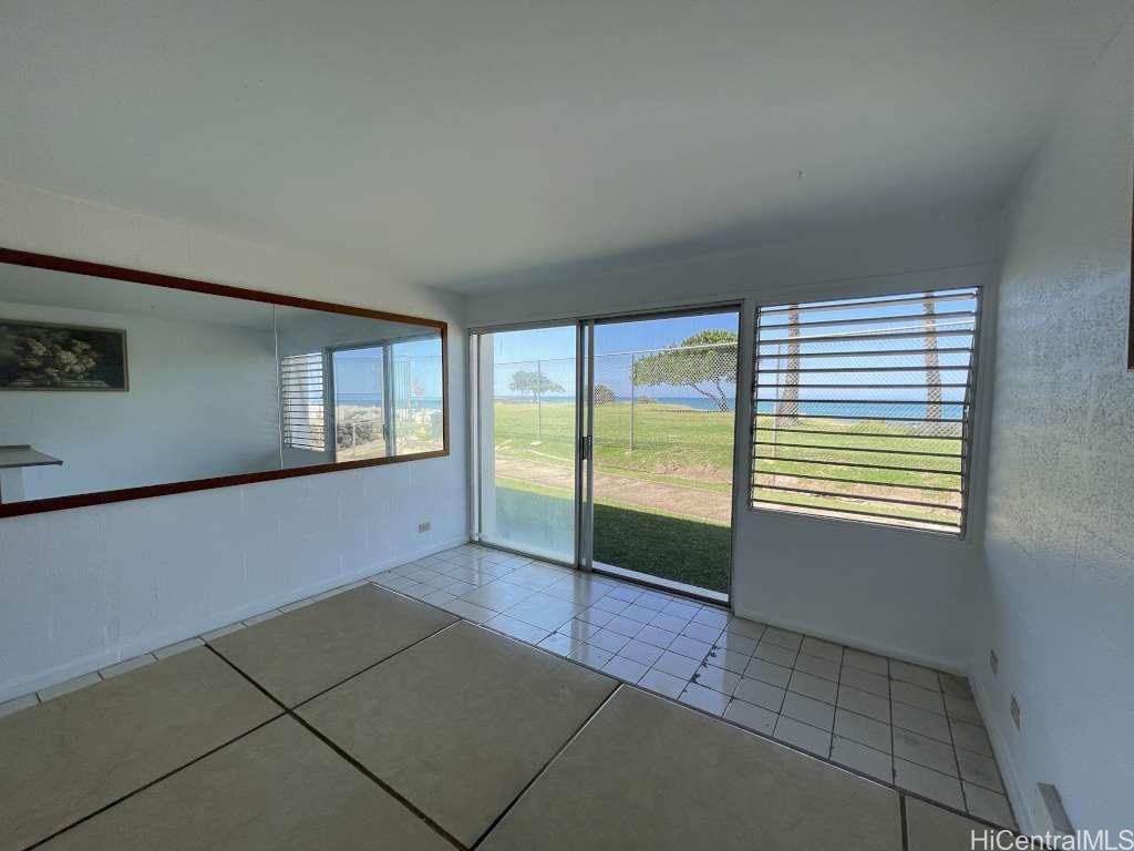 85-175 Farrington Hwy Waianae - Rental - photo 4 of 12