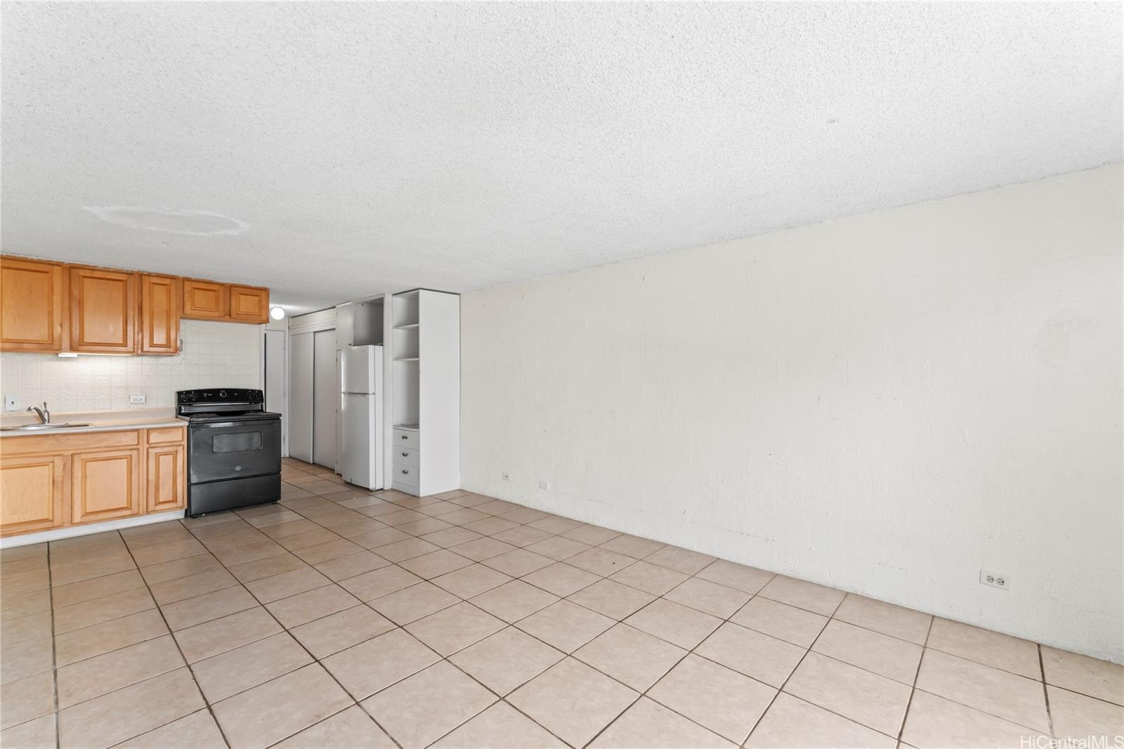 Makaha Surfside condo # C221, Waianae, Hawaii - photo 14 of 25