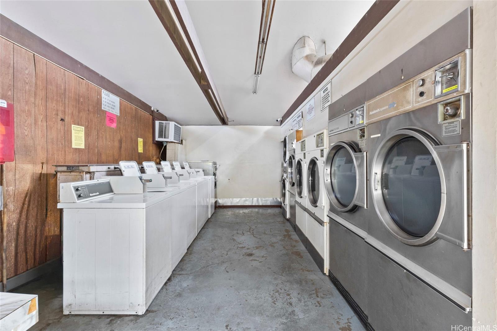 Makaha Surfside condo # C415, Waianae, Hawaii - photo 16 of 17