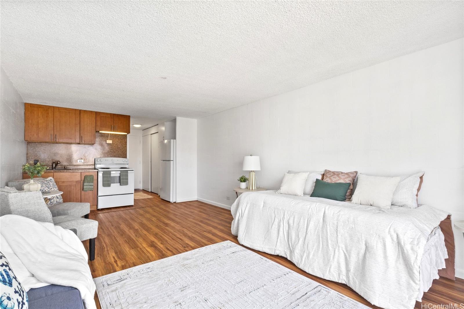 Makaha Surfside condo # C415, Waianae, Hawaii - photo 3 of 17