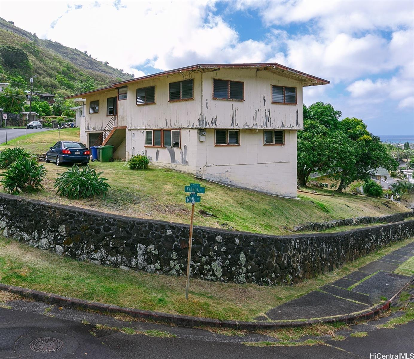 852  Kainoa Place Aina Haina Area, Diamond Head home - photo 6 of 9