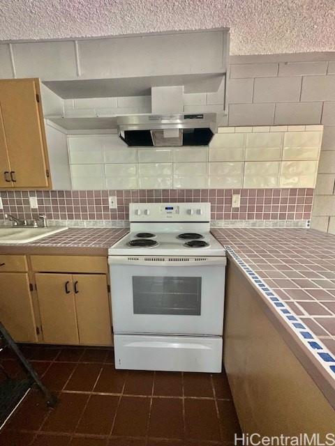 85-215  Ala Akau Street Waianae, Leeward home - photo 13 of 17