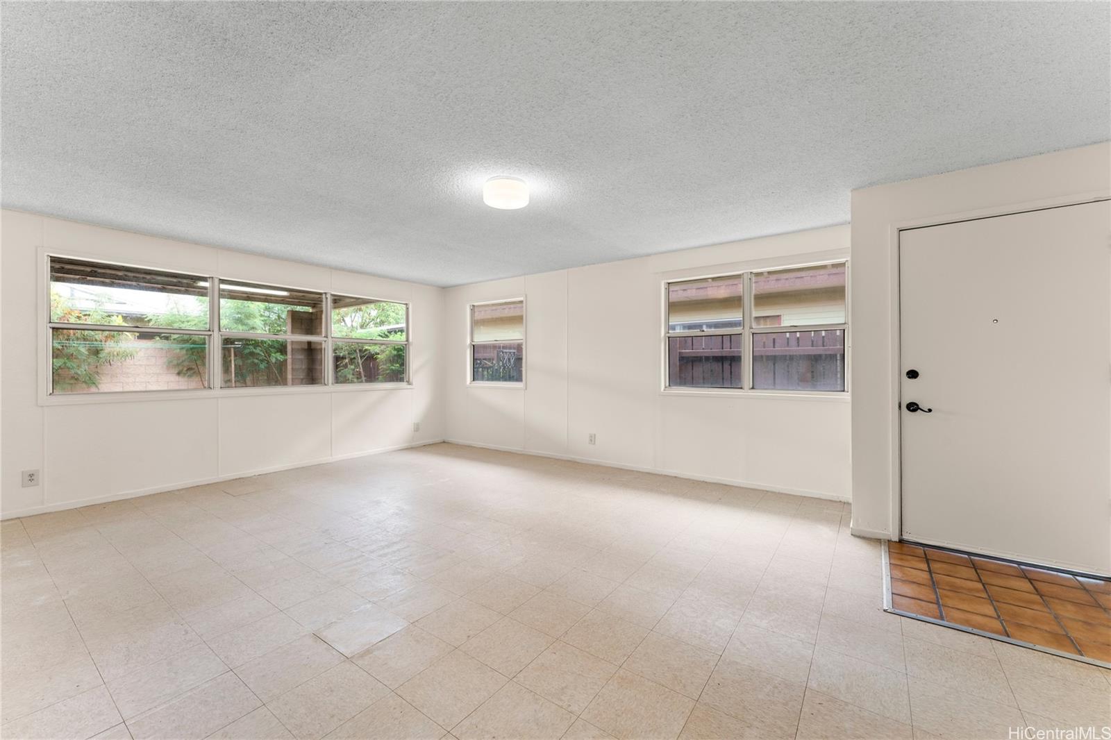 Ulu Wehi condo # E, Waianae, Hawaii - photo 11 of 25