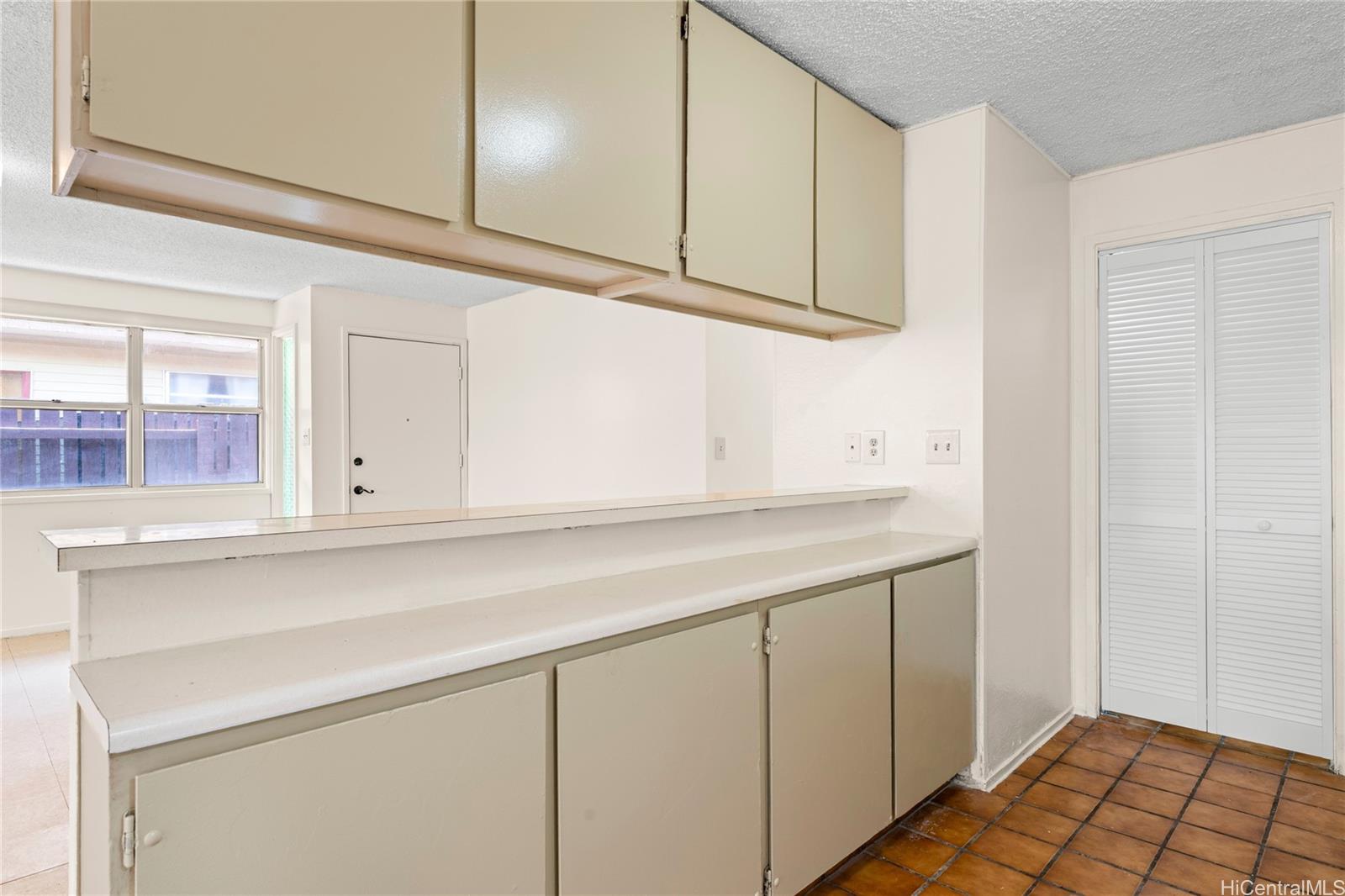 Ulu Wehi condo # E, Waianae, Hawaii - photo 16 of 25