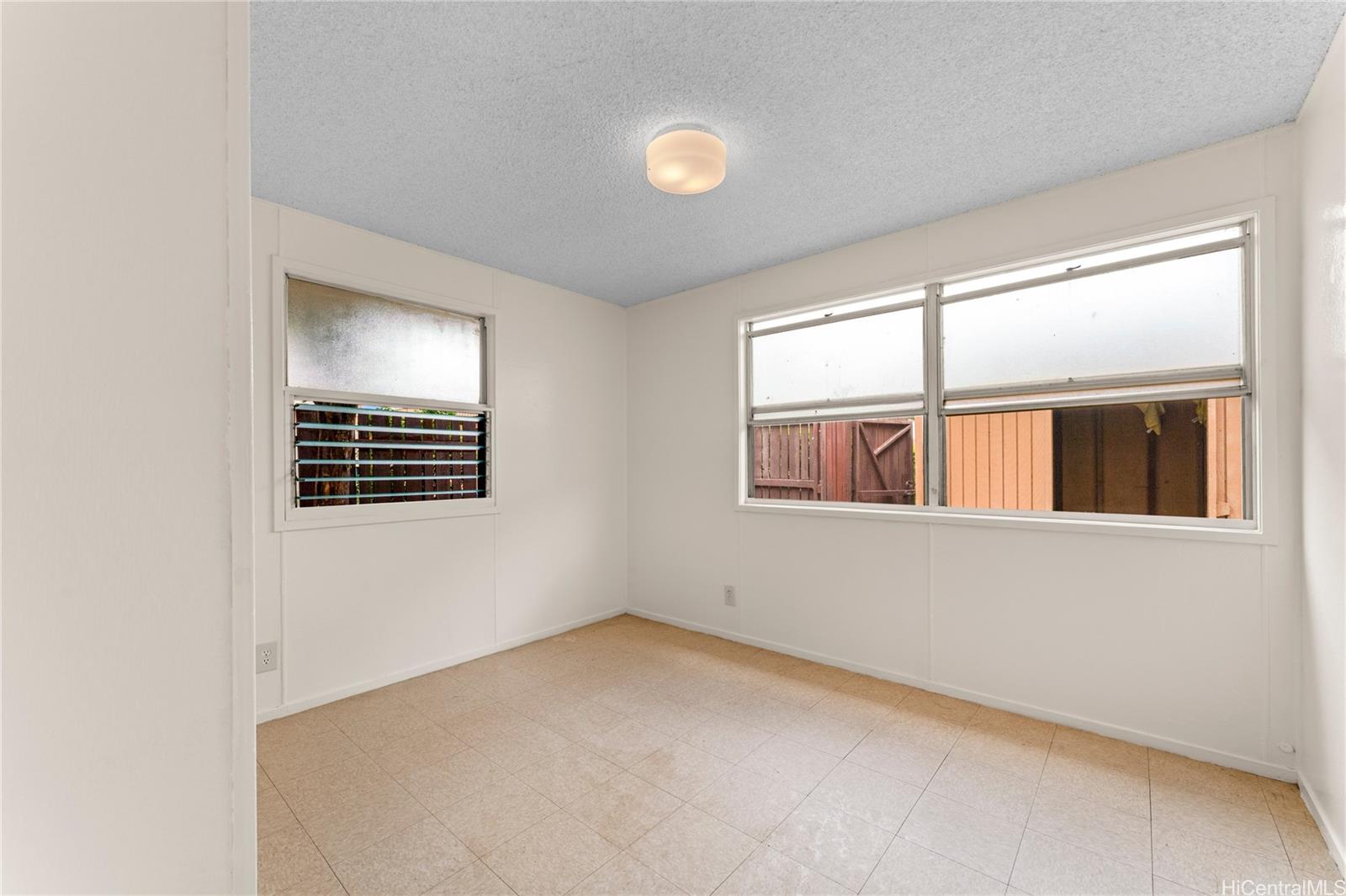 Ulu Wehi condo # E, Waianae, Hawaii - photo 22 of 25