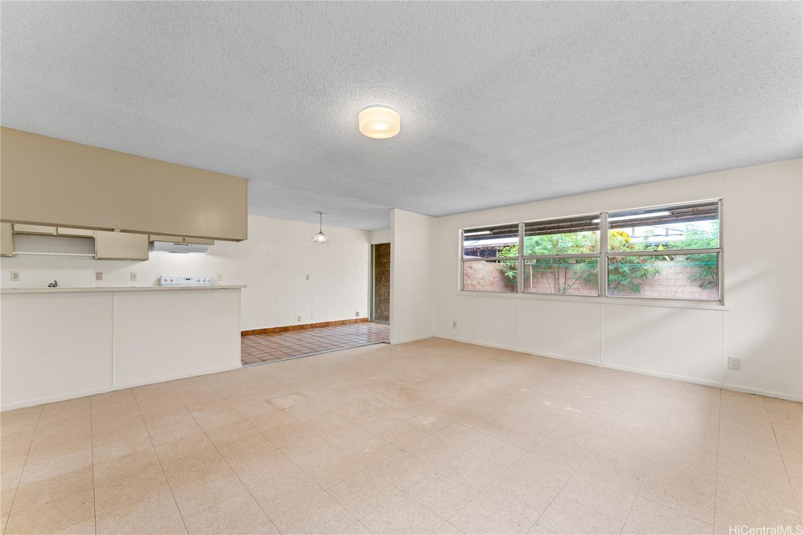 Ulu Wehi condo # E, Waianae, Hawaii - photo 8 of 25