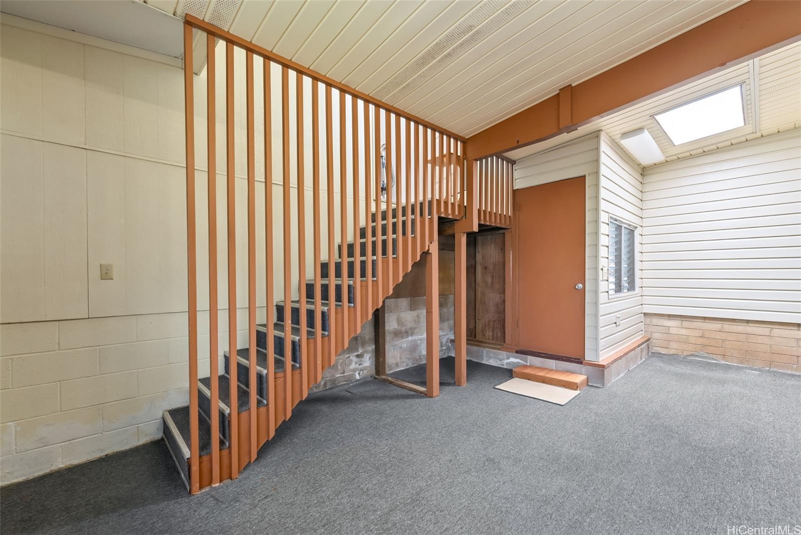 854  Hao Street Aina Haina Area, Diamond Head home - photo 16 of 25