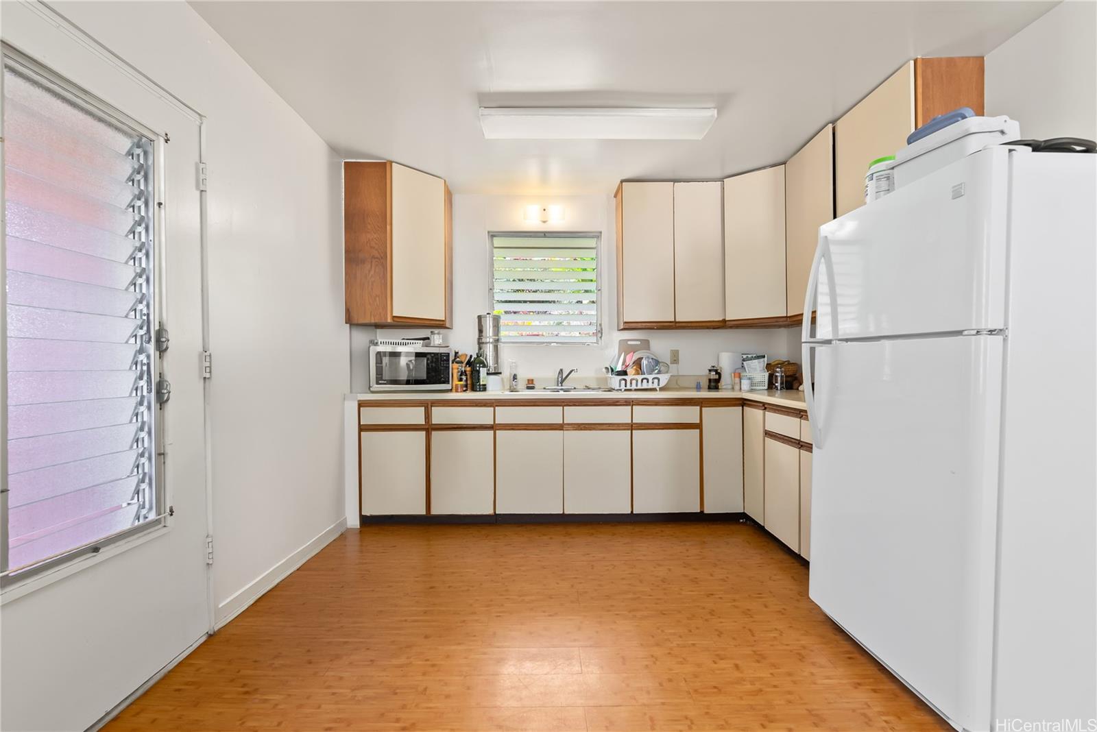 854  Hao Street Aina Haina Area, Diamond Head home - photo 17 of 25