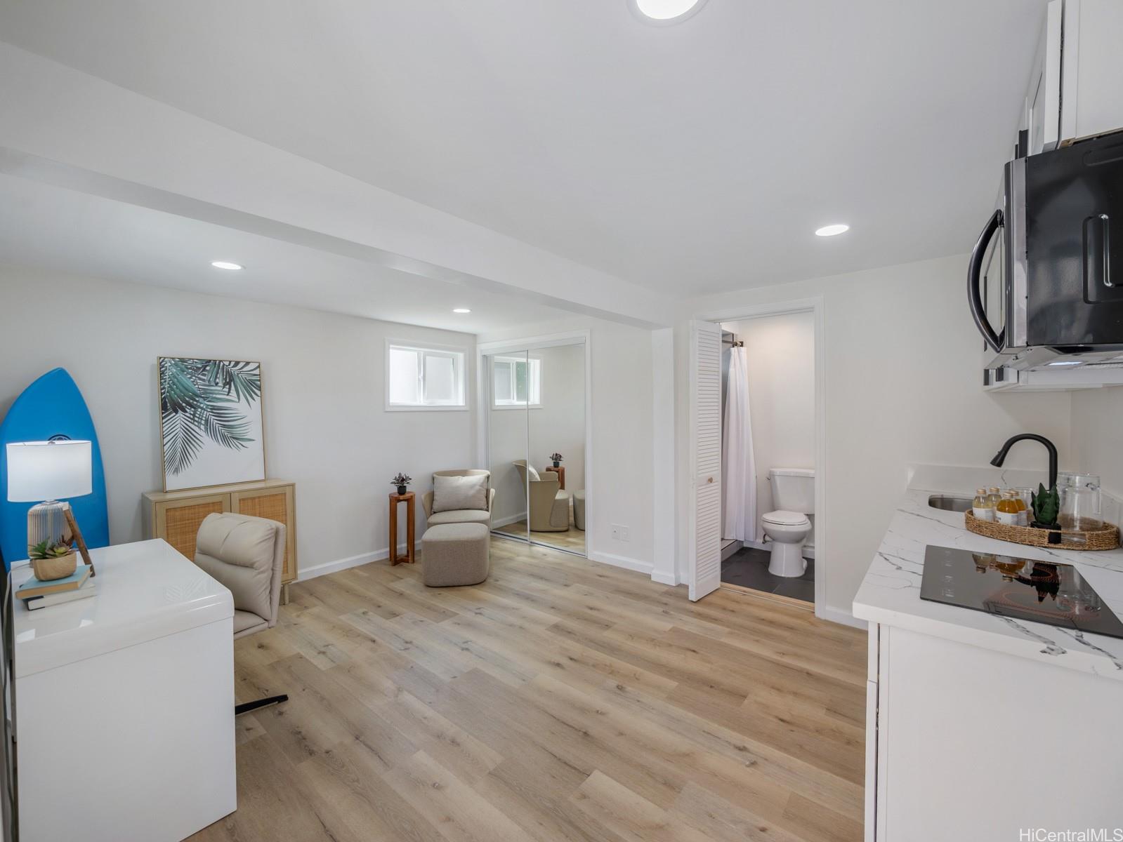 855  Kainoa Place Aina Haina Area, Diamond Head home - photo 18 of 25